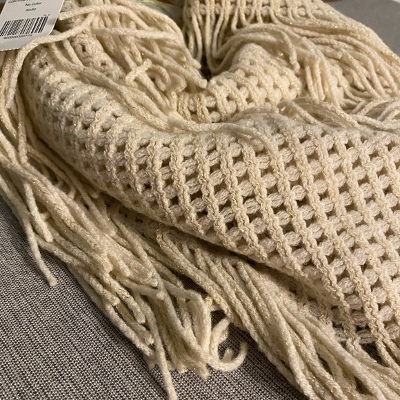 Infinity Scarf - Picture 2 of 3